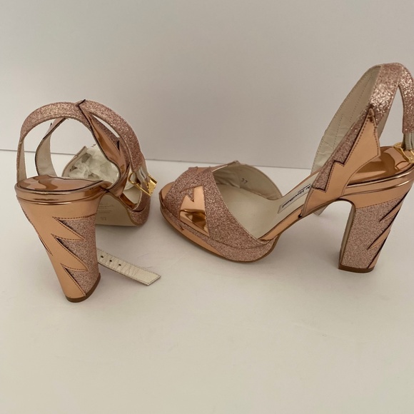 Terry de Havilland High Heels - Picture 3 of 6